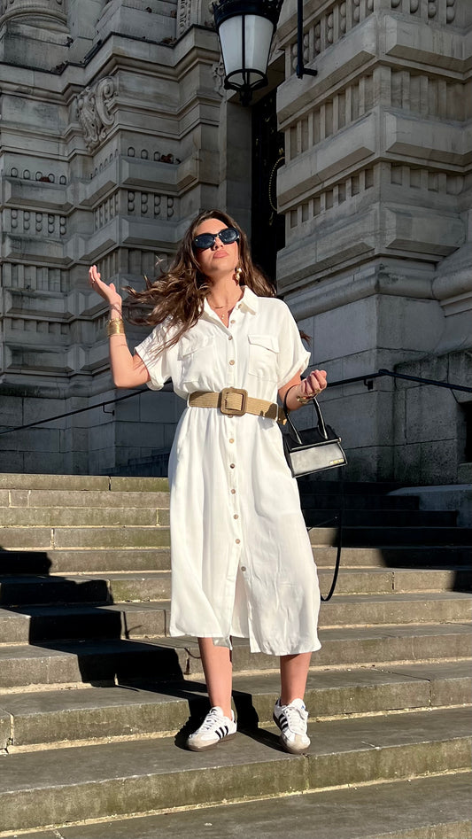 Robe décontractée en Lin*  avec poches boutons et ceinture - White