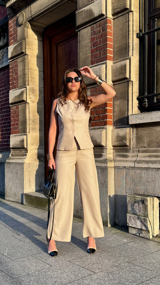 Tailleur veste sans manche pantalon - beige